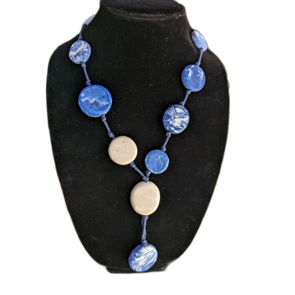 CHICO'S Chunky Statement Ceramic Blue & White Discs  Y-NECKLACE‎ - Picture 1 of 4